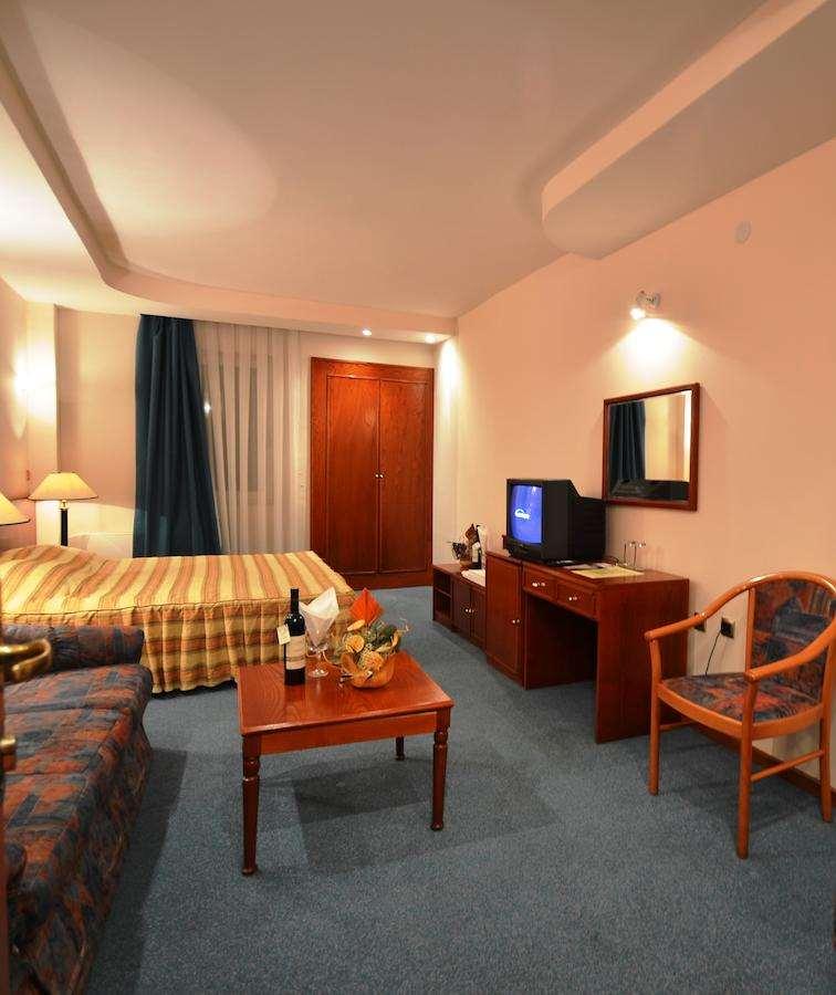 Hotel Lebed Ohrid Ruang foto