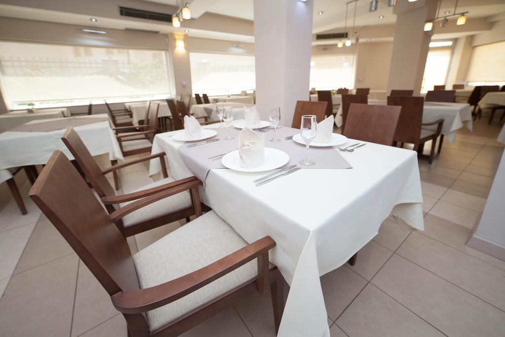 Hotel Lebed Ohrid Bagian luar foto