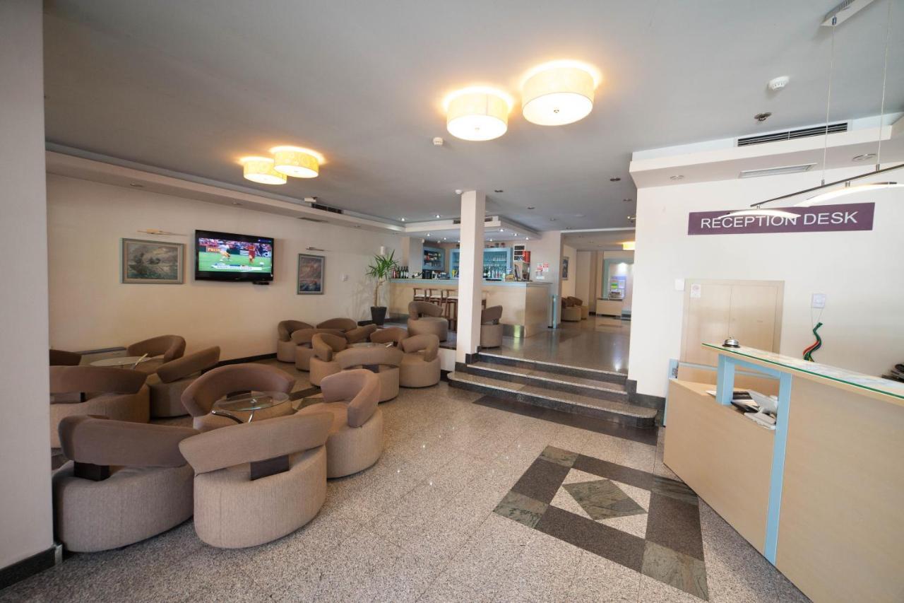Hotel Lebed Ohrid Bagian luar foto