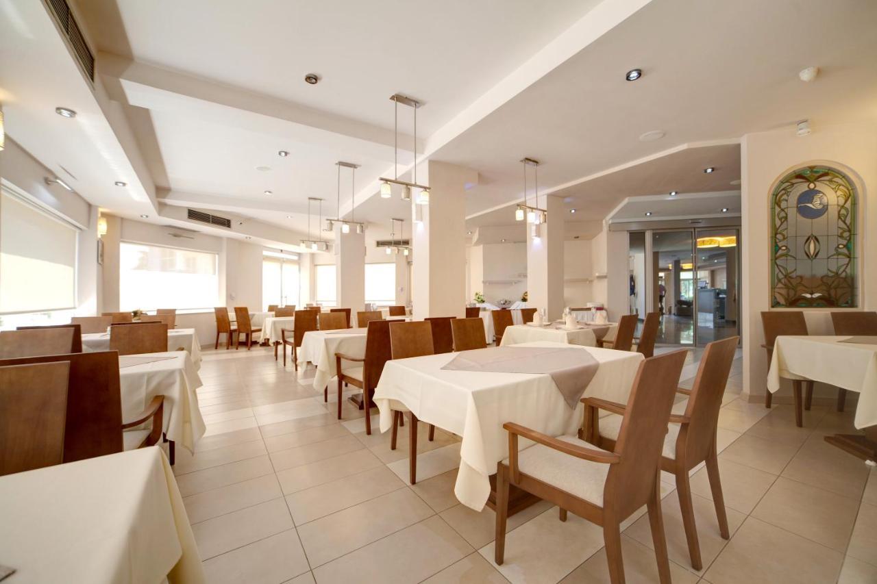 Hotel Lebed Ohrid Bagian luar foto