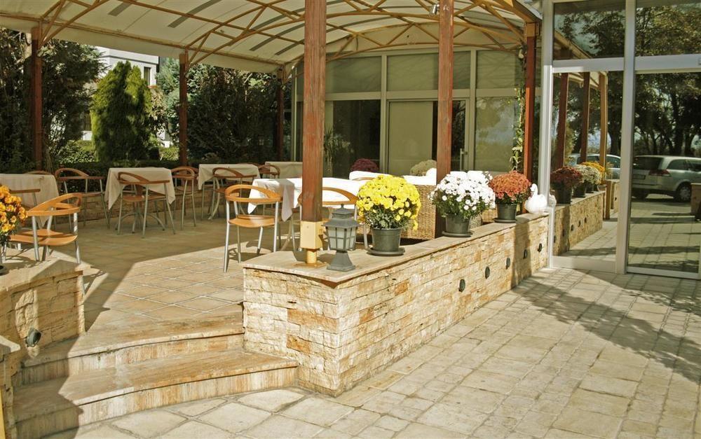 Hotel Lebed Ohrid Bagian luar foto