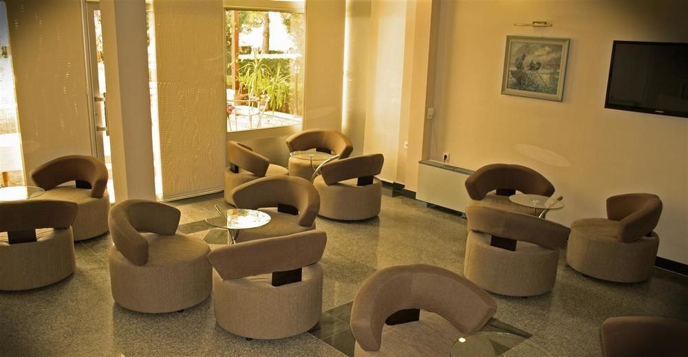 Hotel Lebed Ohrid Bagian luar foto